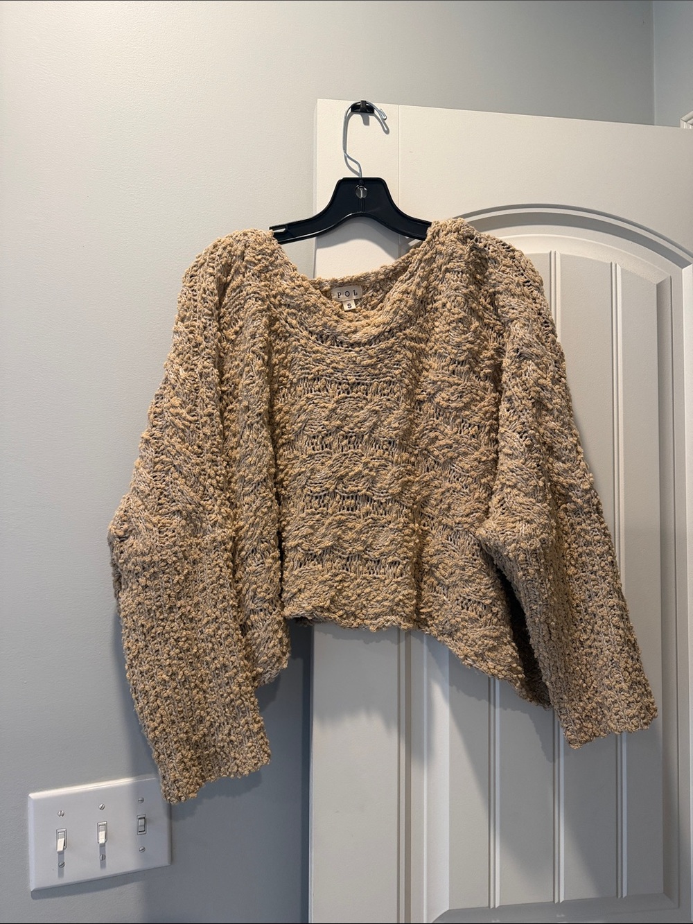 POL Chunky Cropped Crew Sweater - Beige